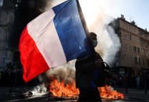 Crisis en Francia: Macron dará un discurso esta noche y Trump pide que cierre sus fronteras